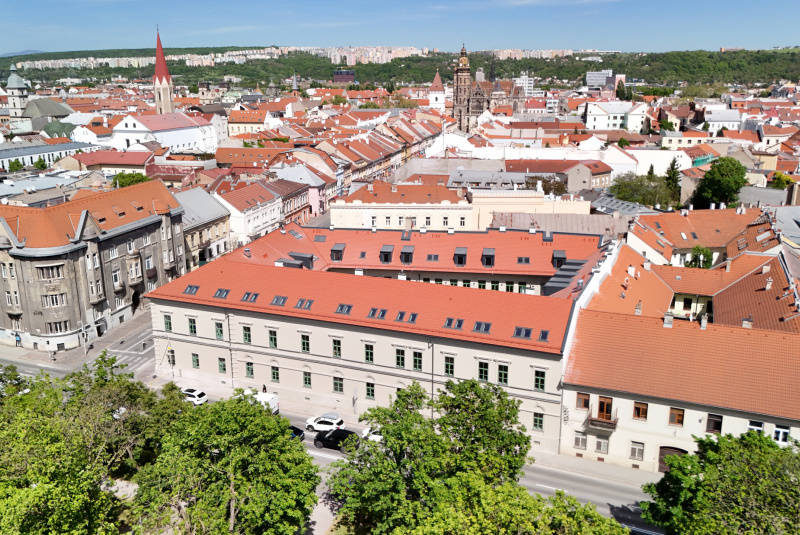  Výstavba / Dokončenie stavby                                                                                                               - foto